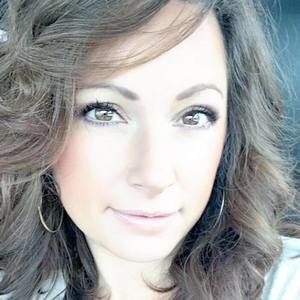 Meet your Posher, Faye